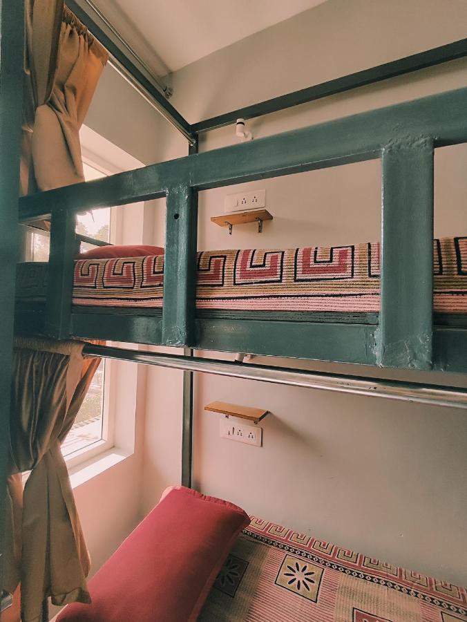 Indian Culture Vandrarhem Rishīkesh Exteriör bild