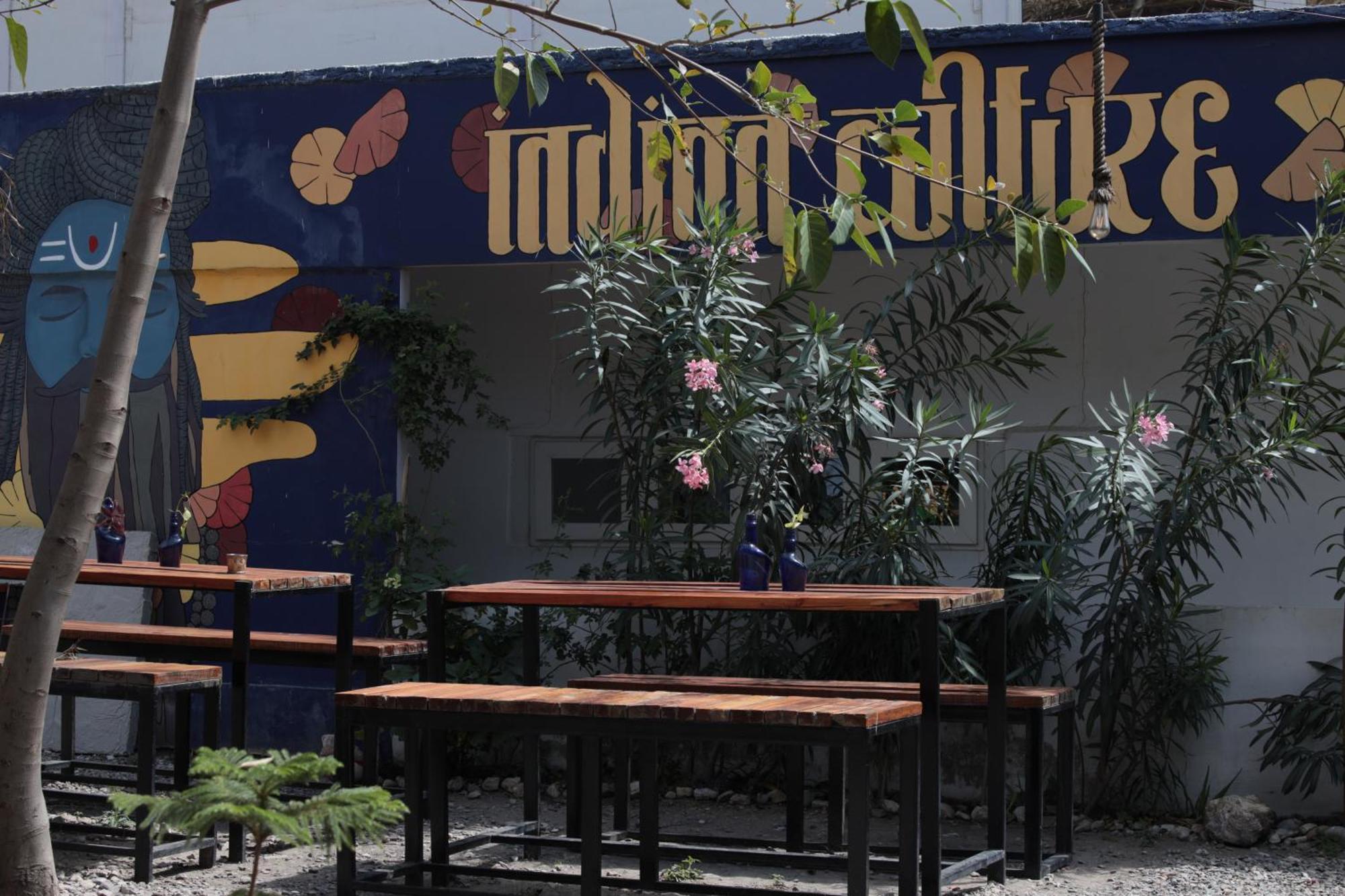 Indian Culture Vandrarhem Rishīkesh Exteriör bild